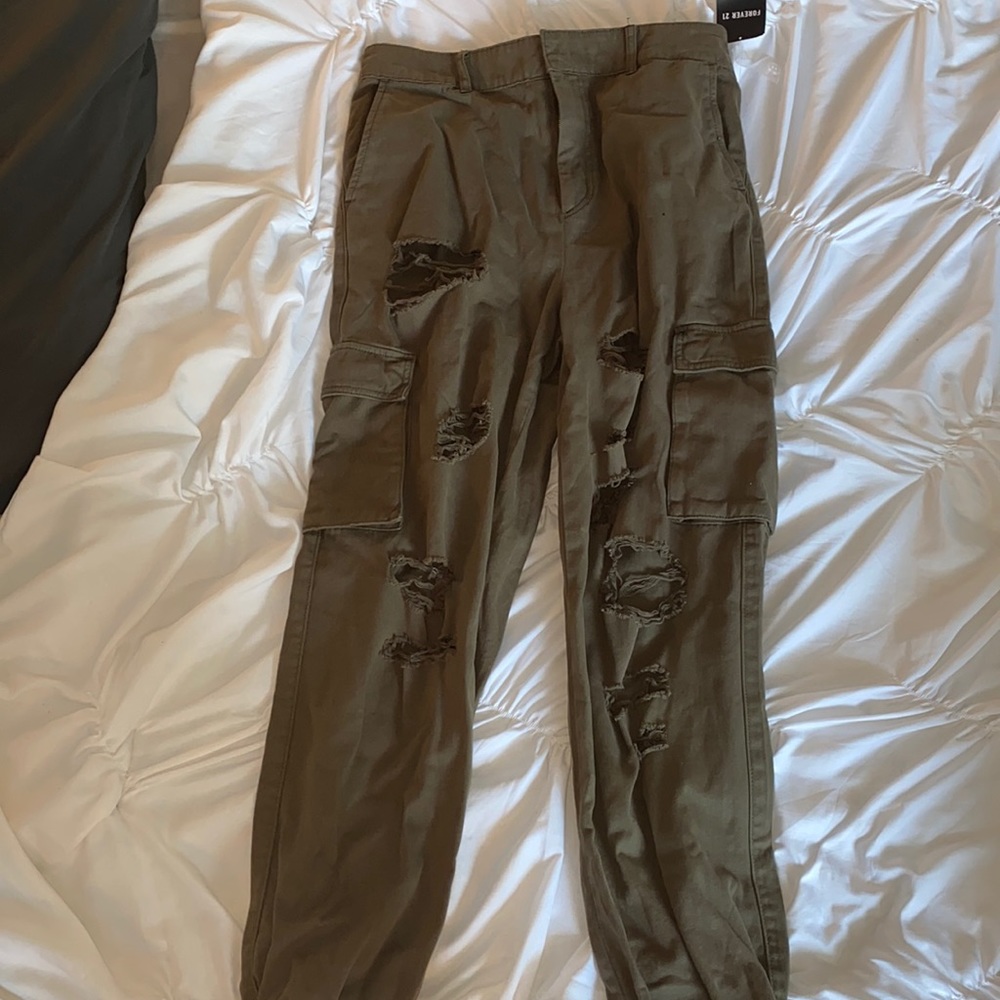Forever 21 ripped joggers